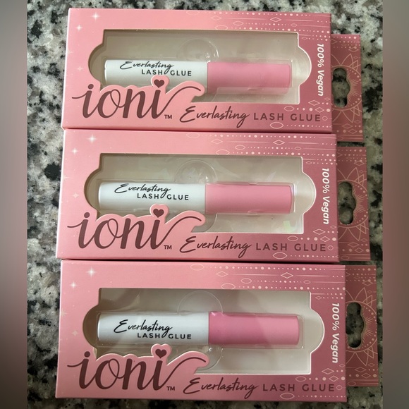 Ioni Makeup Ioni Everlasting Vegan Lash Glue Pink Box Fast Drying